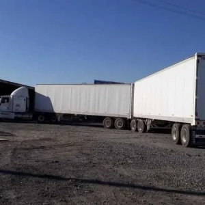 trailer_full_caja